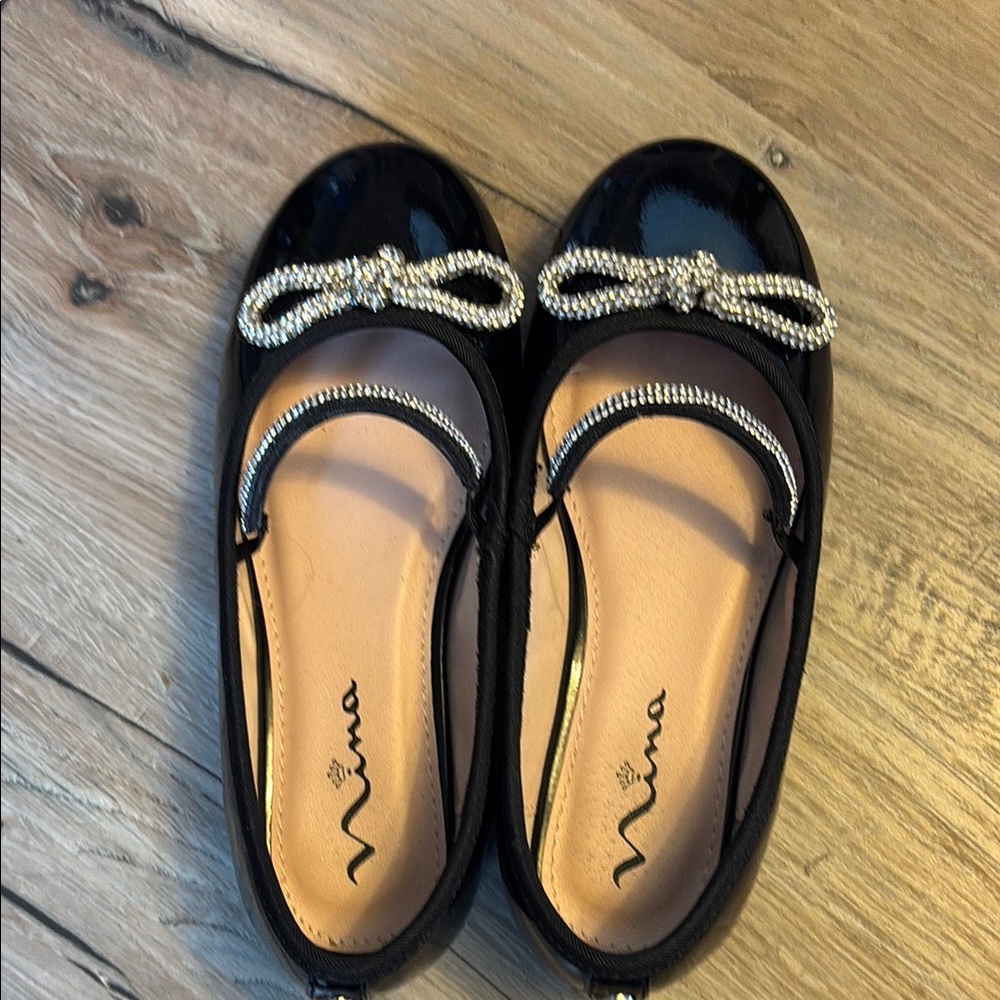 Nina Black Ballet Flats with Bow Accent
